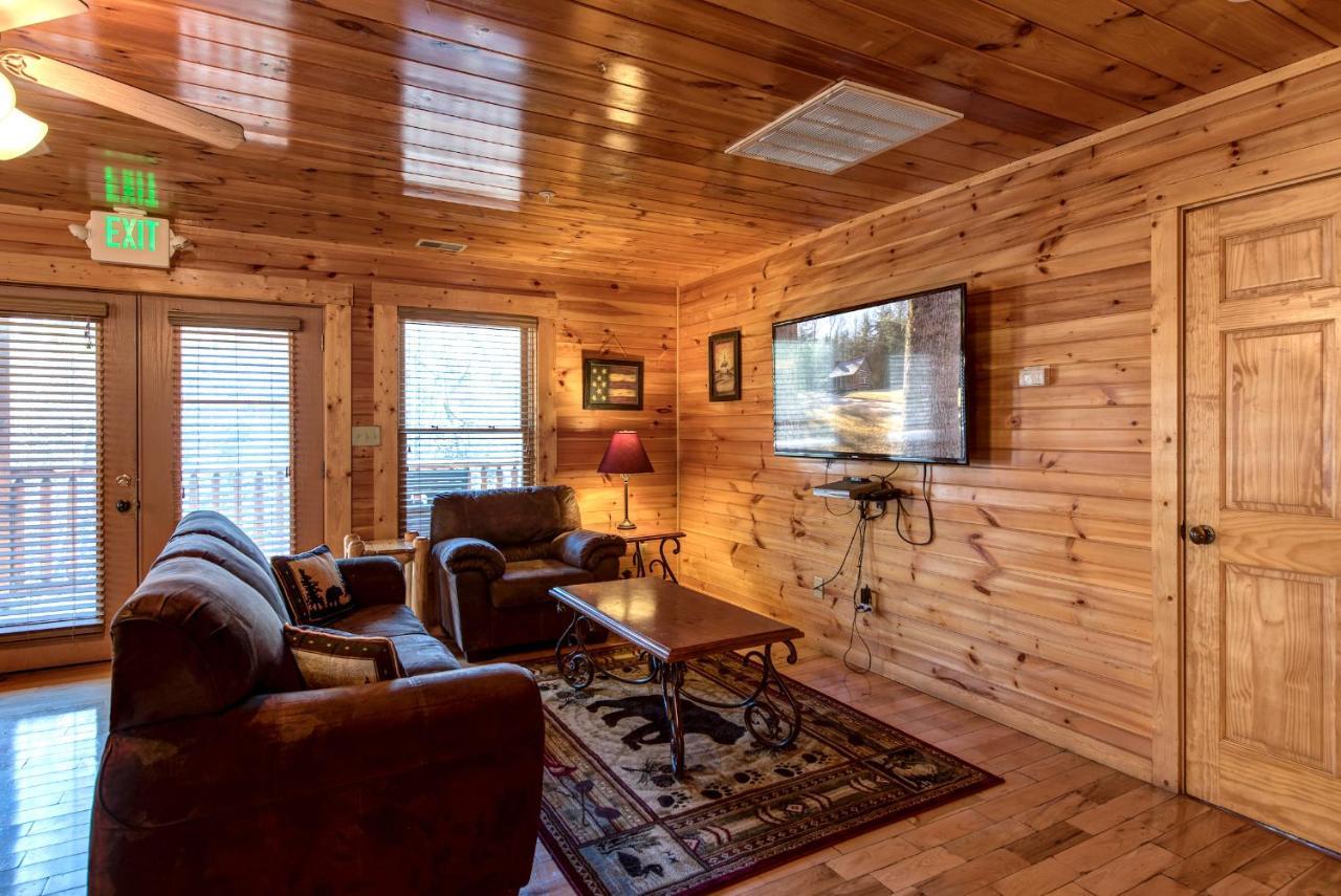 Hemlock Inn Гатлинбург Экстерьер фото