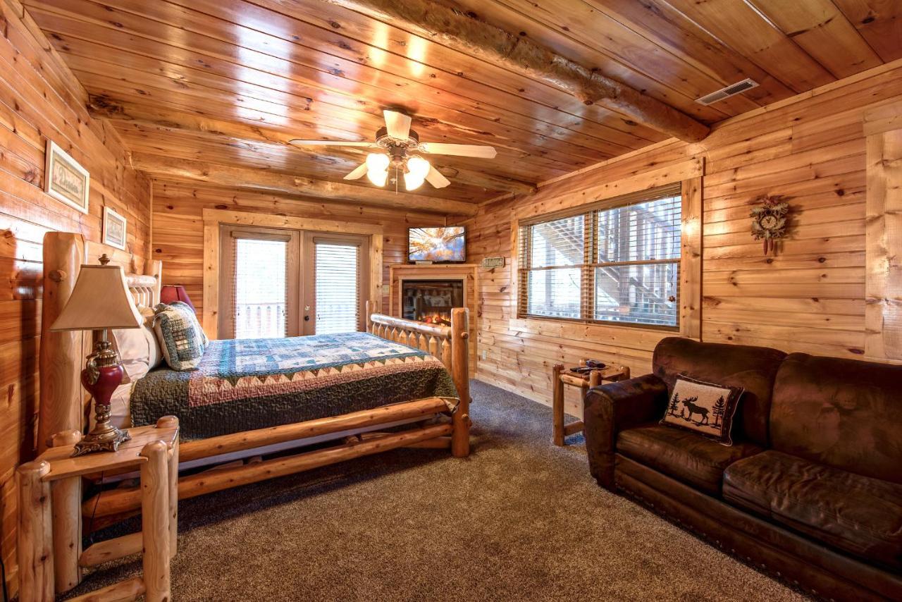 Hemlock Inn Гатлинбург Экстерьер фото