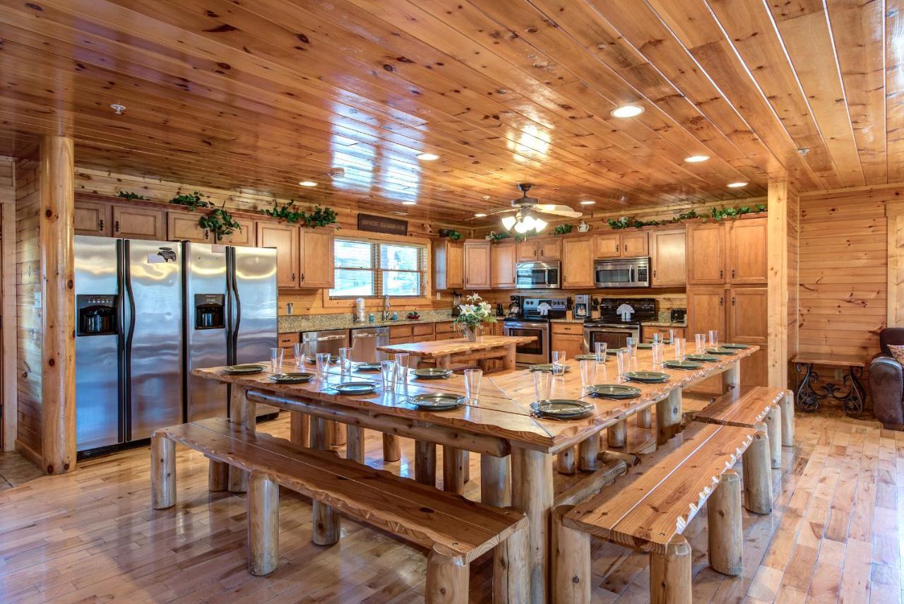 Hemlock Inn Гатлинбург Экстерьер фото