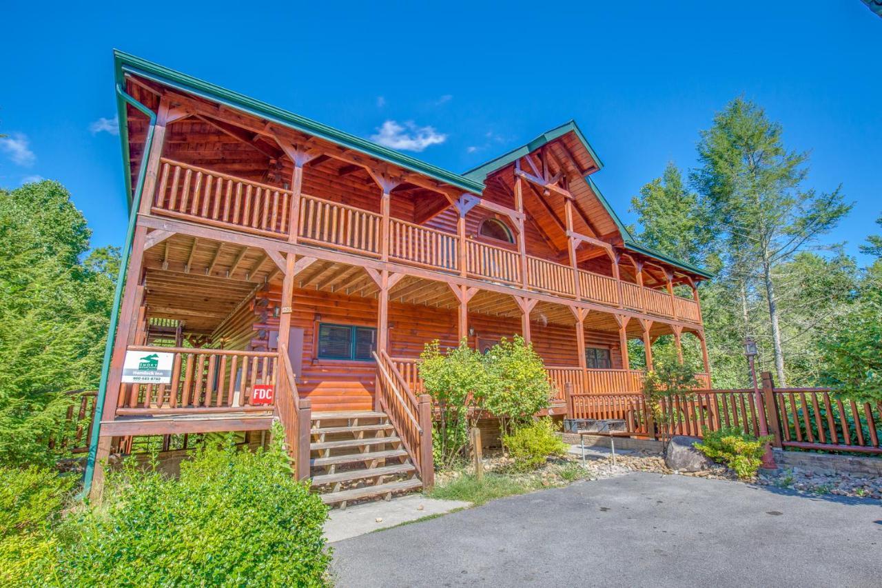 Hemlock Inn Гатлинбург Экстерьер фото