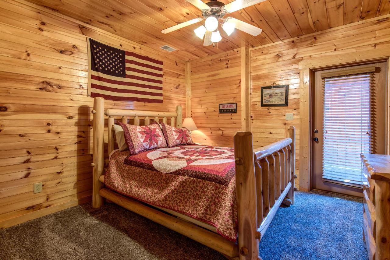 Hemlock Inn Гатлинбург Экстерьер фото