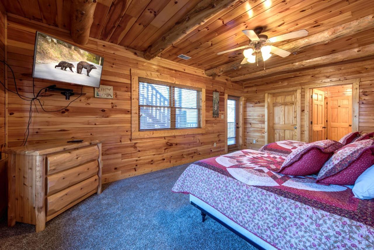 Hemlock Inn Гатлинбург Экстерьер фото